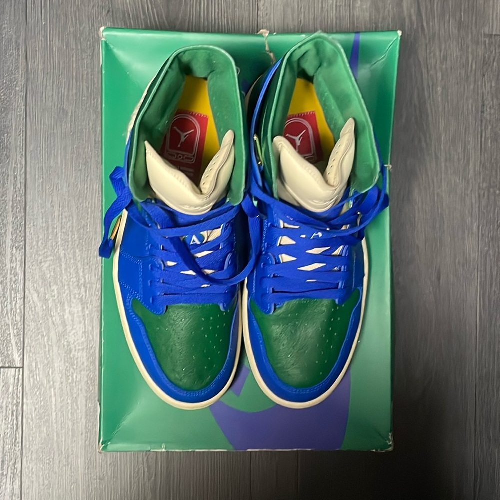 Jordan 1 high zoom CMFT size us 8.5 women's